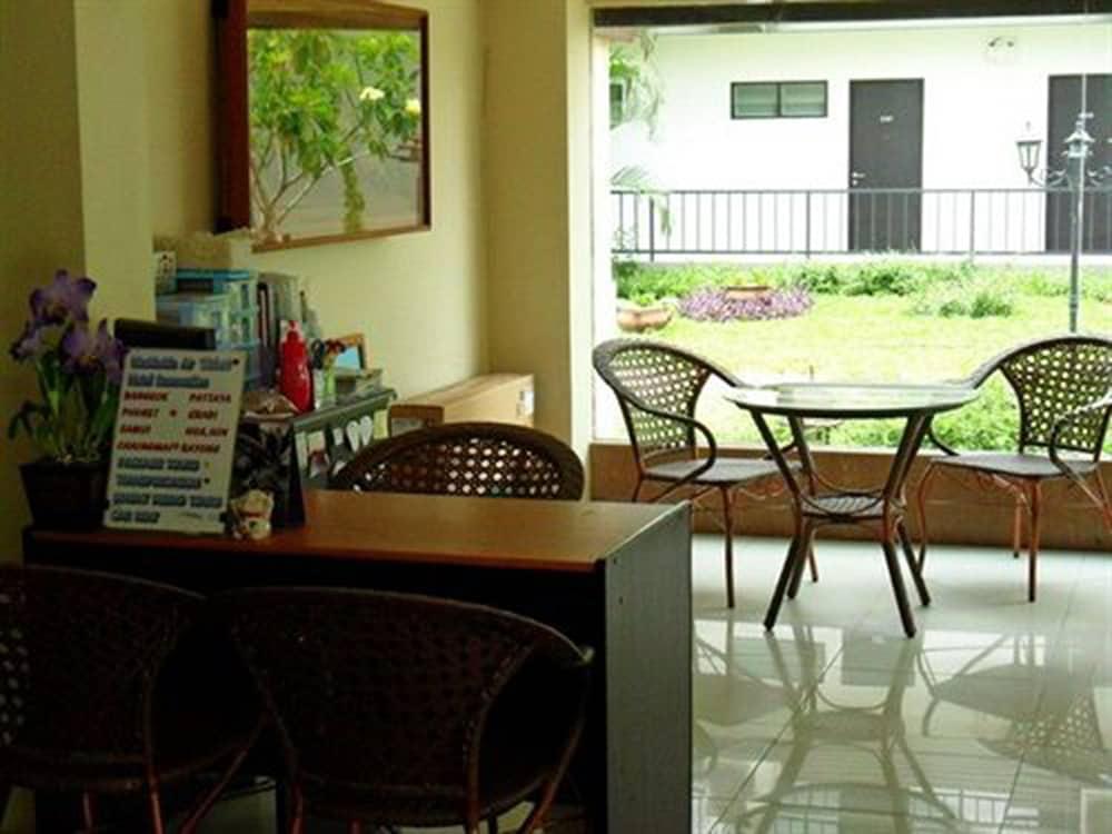 Bs Premier Airport Hotel Bangkok Exterior foto